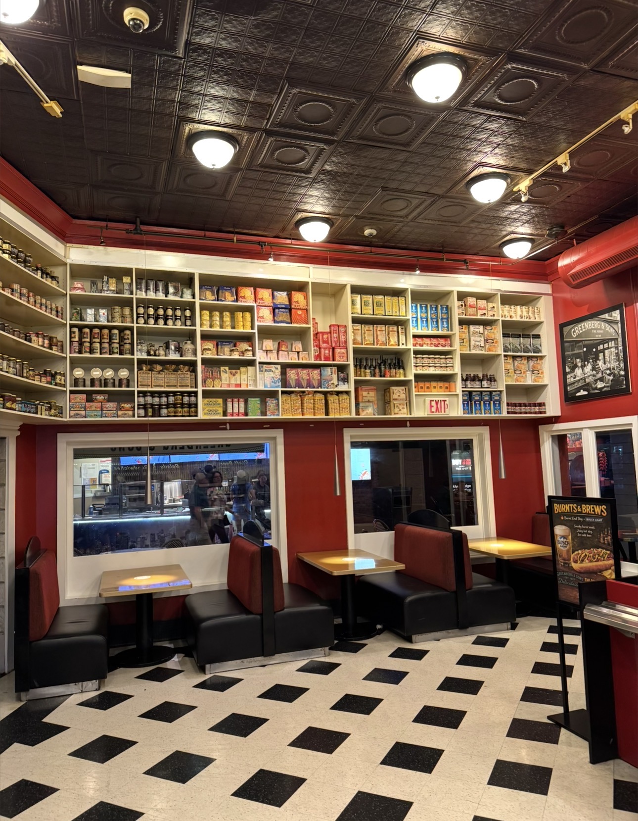 Seating area inside Greenberg’s Deli at New York-New York Las Vegas